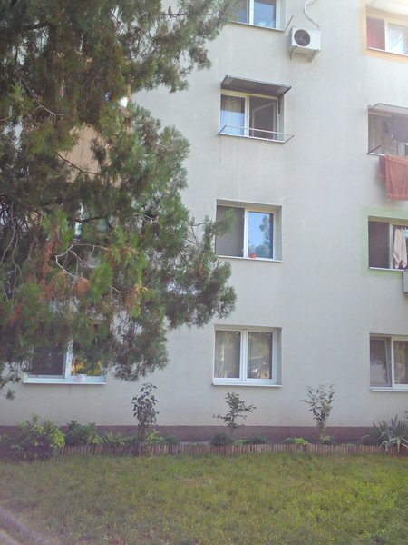 Herastrau, Piata Presei, B-dul Poligrafiei nr. 20