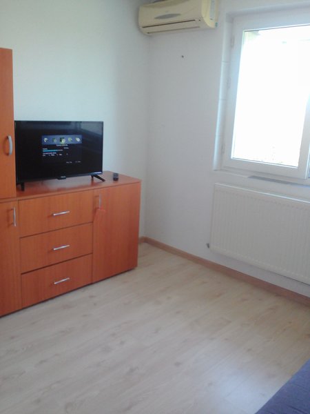 Herastrau, Piata Presei, B-dul Poligrafiei nr. 20