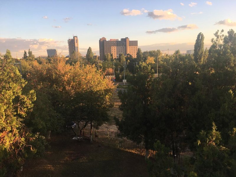 Herastrau, Piata Presei, B-dul Poligrafiei nr. 20